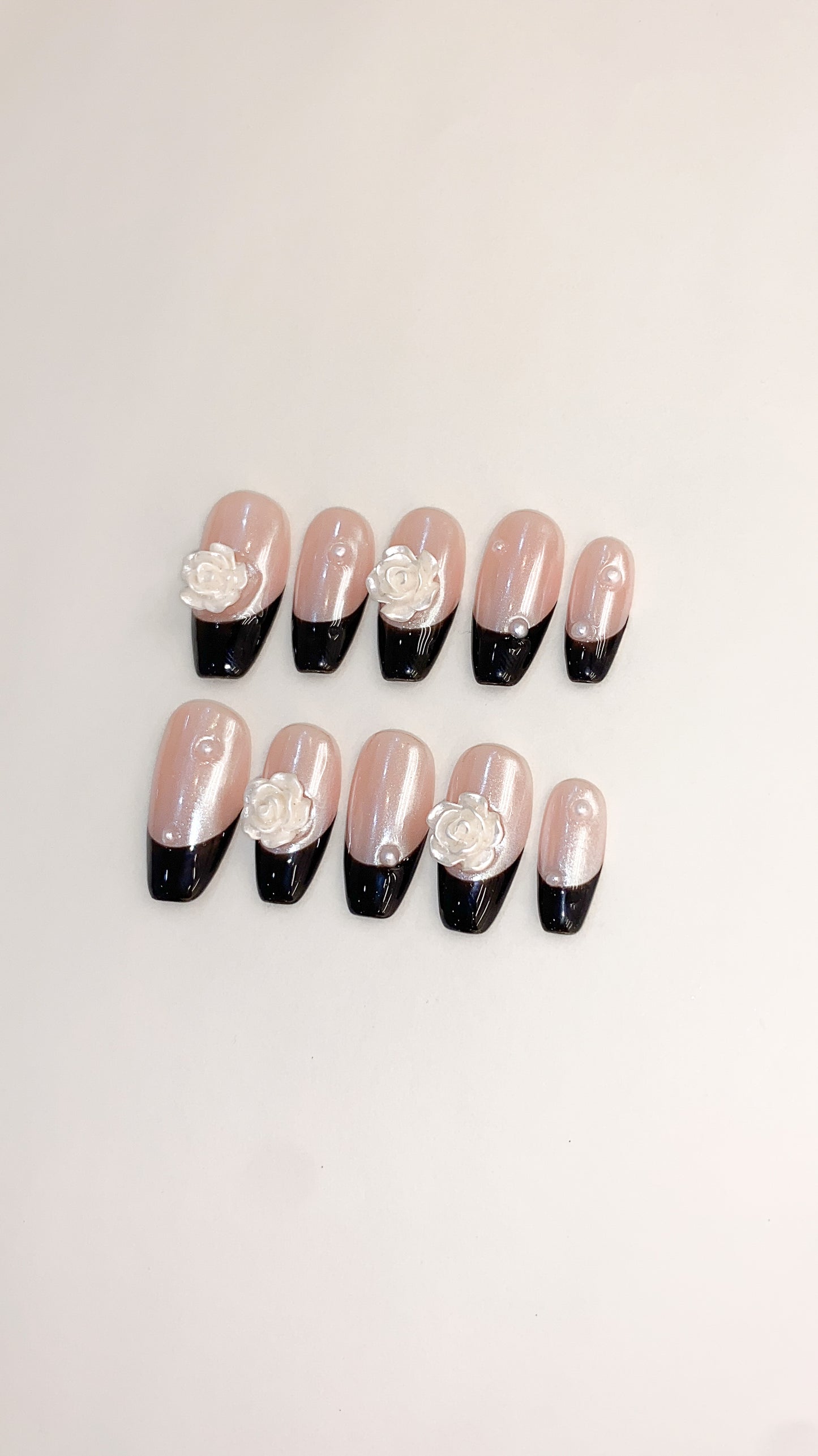 ブラックフレンチローズ