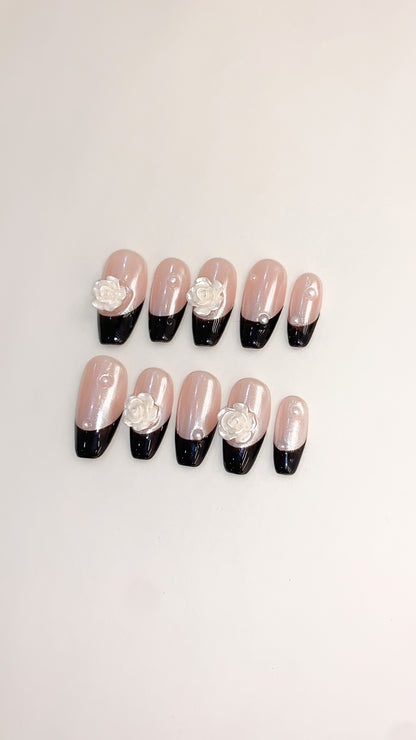 ブラックフレンチローズ